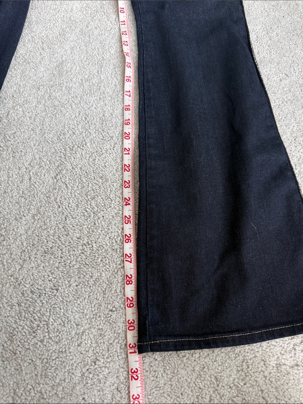 White House Black Market Rhinestone Skinny Flare Jeans – Size 12 NWOT - Picture 7 of 8
